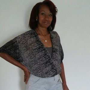 Meet your Posher, Dedria